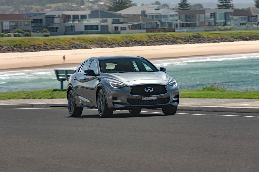  Infiniti Q30S 2.0t 2018 года  (AU) (фото 24 из 37)